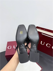 Туфли GUCCI 173258