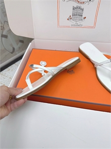 Шлепанцы HERMES 173447