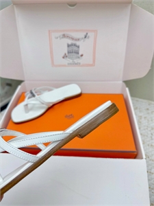 Шлепанцы HERMES 173447