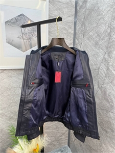 Кожаная куртка KITON 173635