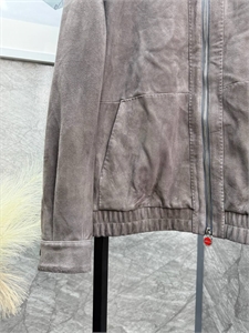 Замшевая куртка KITON 173640