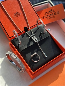 Кулон HERMES 174164