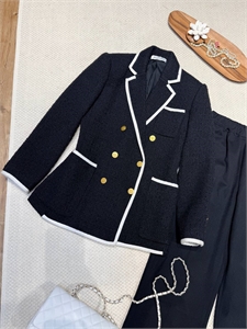 Костюм VALENTINO 174176