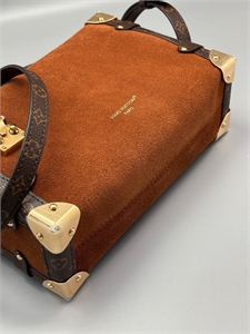 Сумка LOUIS VUITTON 174310