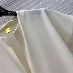 Футболка Schiaparelli 174520