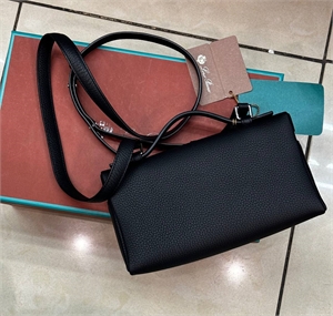 Сумка LORO PIANA 174788