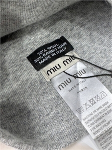 Шапка MIU MIU 103780